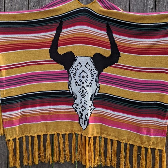 Windy Day Southwestern Serape Ruana - Picture 3 of 3